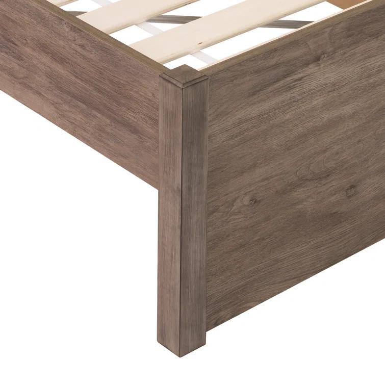 Kirandip Select 4-Post Platform Bed