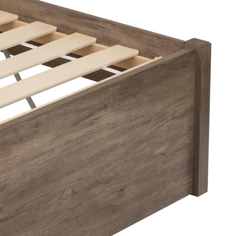 Kirandip Select 4-Post Platform Bed