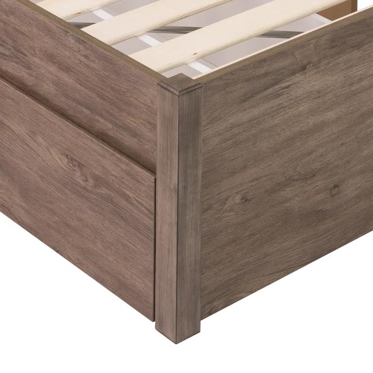 Kirandip Select 4-Post Platform Bed