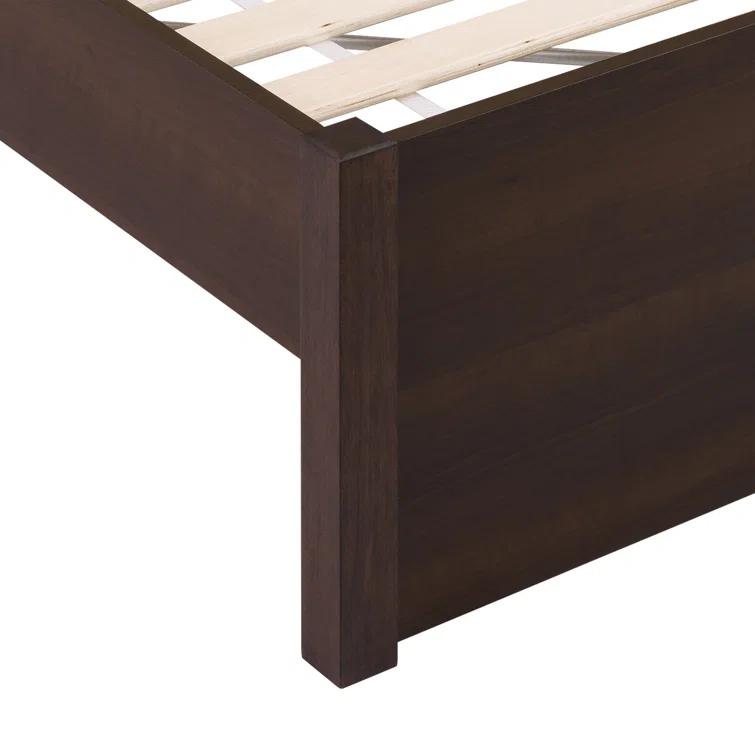 Kirandip Select 4-Post Platform Bed
