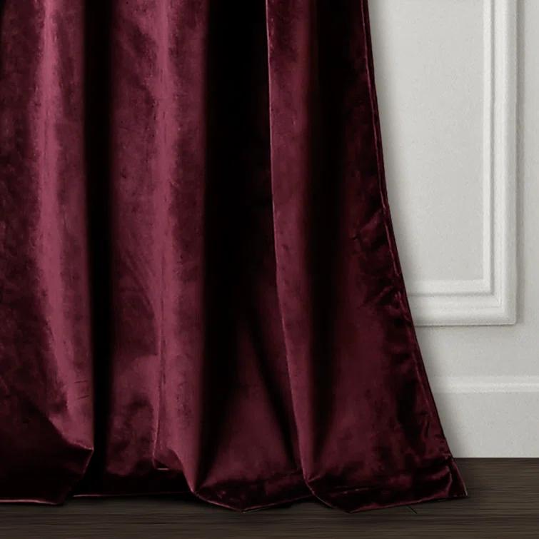 Lush Decor Prima Velvet Solid Velvet Solid Room Darkening Thermal Curtain Panels (Set of 2)