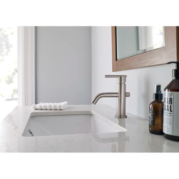 Parma Single Hole Bathroom Faucet with Drain Assembly