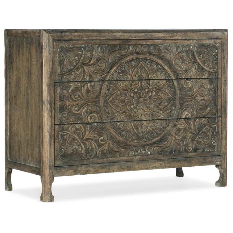 La Grange Accent Chest