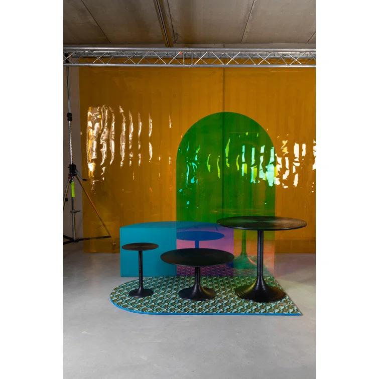 Bold Monkey Hypnotising Round Metal Dining Table