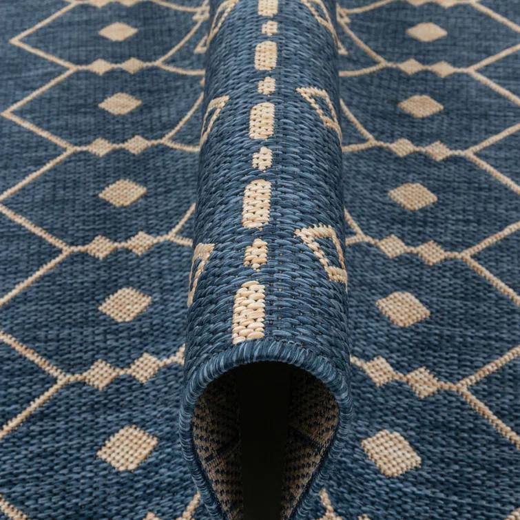 Marshanna Nord Trellis Blue Indoor/Outdoor Flat-Weave Area Rug
