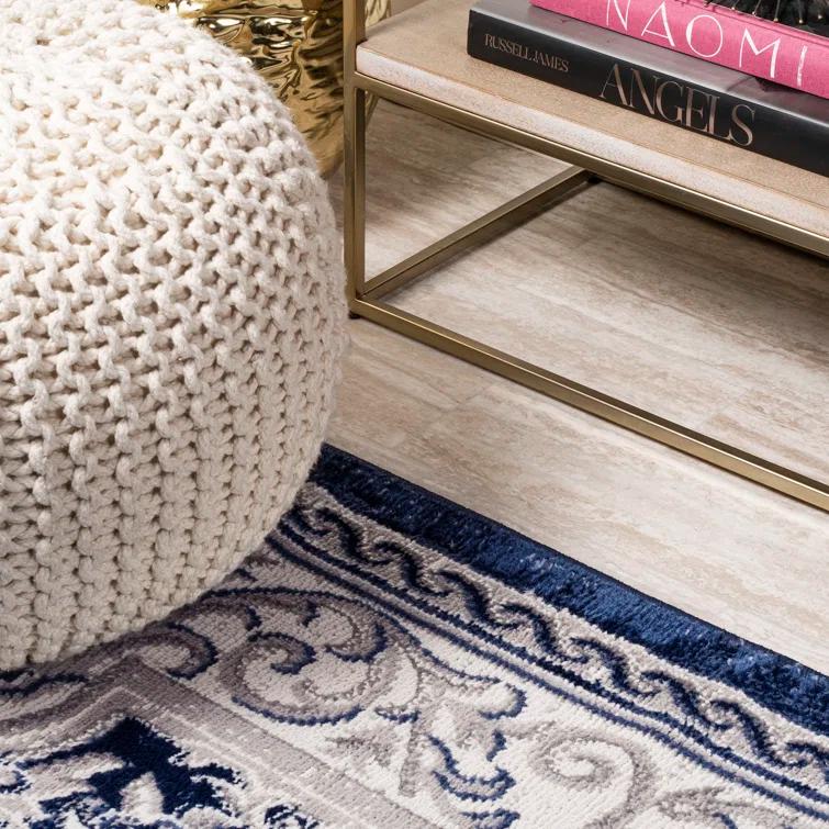 Nisbet Oriental Ivory/Navy Area Rug