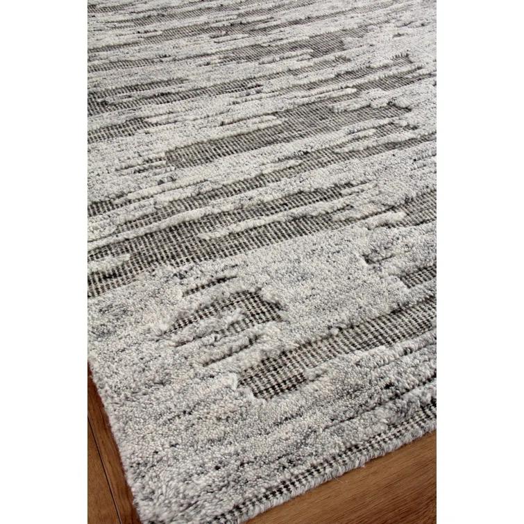 Exquisite Rugs Calibre Handmade Hand Knotted New Zealand Wool Silver/Charcoal Area Rug