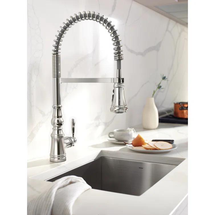 Moen Moen Weymouth Pre-Rinse Spring Pull-Down Single Handle Kitchen Faucet S73104