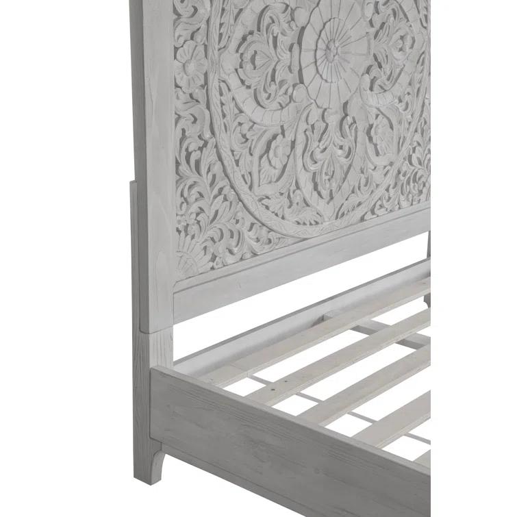 Tovoris Platform Bed