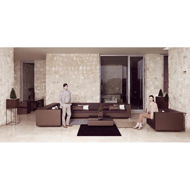 Vela - Resin Lounge Chair - Basic