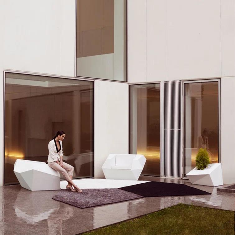Faz - Resin Lounge Chair - Basic
