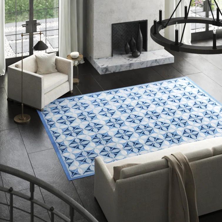 Delphine Hand-Knotted Wool Blue/White Area Rug