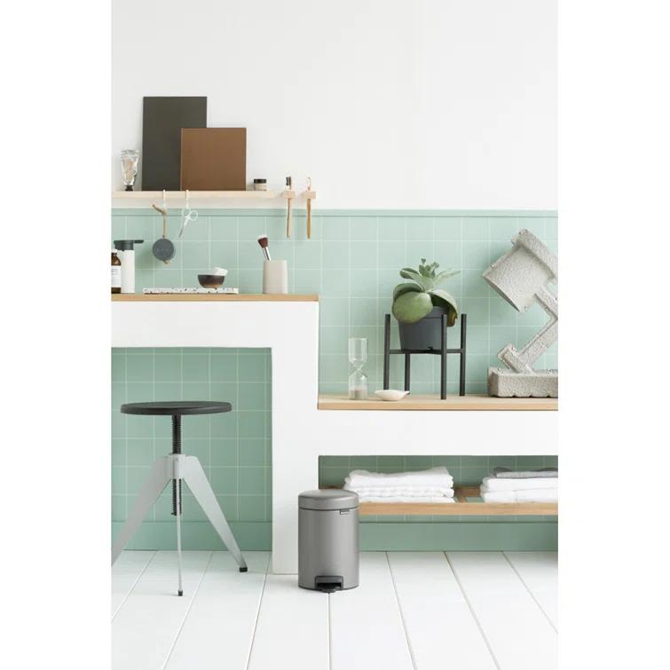 Brabantia Newicon Step On Trash Can, 5.3 Gallon (20 Liter)
