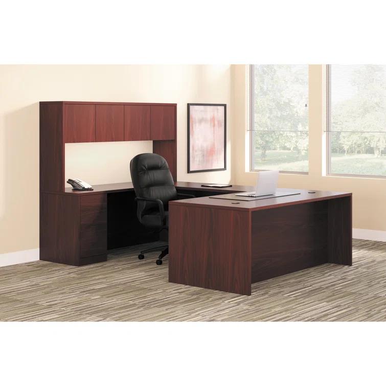 10500 Series Executive Desk