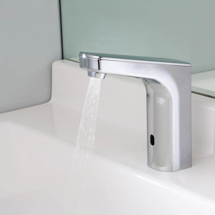 Sensorflo Battery Powered Single Hole Bathroom Faucet