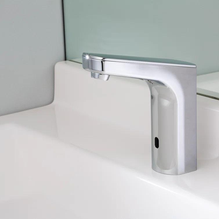 Sensorflo Battery Powered Single Hole Bathroom Faucet