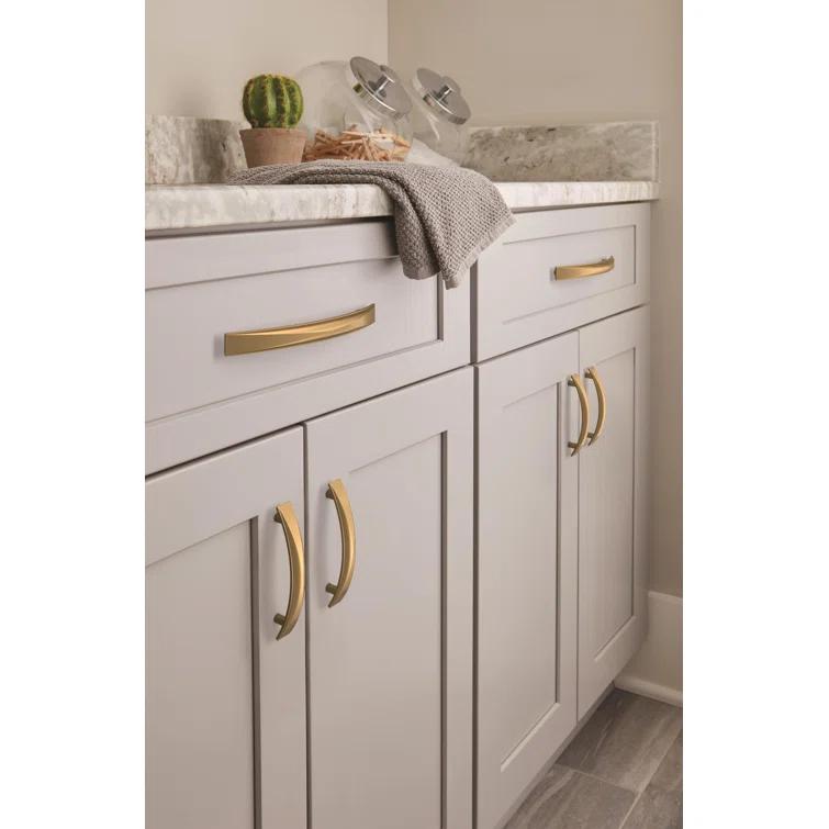 Extensity 5 1/16" Center to Center Arch Pull