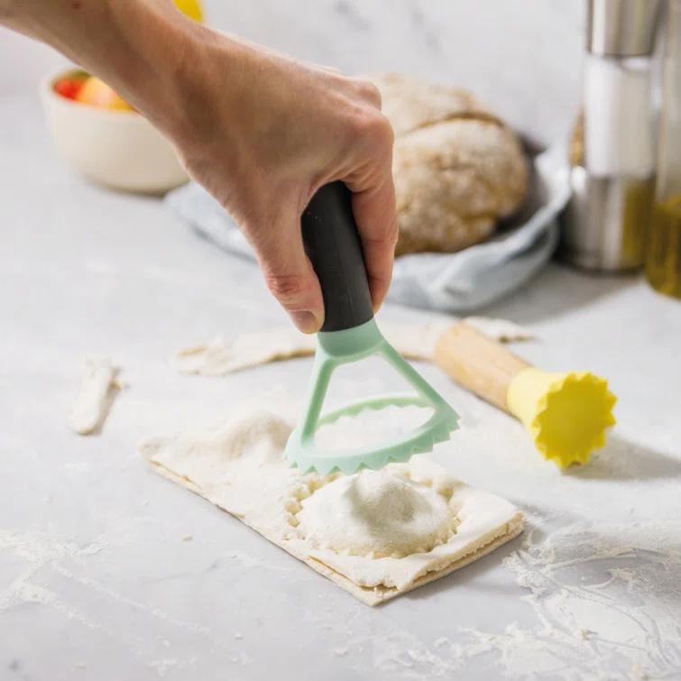 BergHOFF Leo Collection Ravioli Stamp - PP Handle, Mint