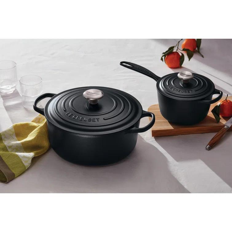 Le Creuset ® Signature 7.25-Qt. Licorice Black Enameled Cast Iron Dutch Oven
