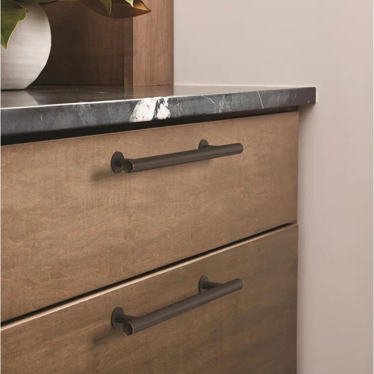 Radius Bar Pull