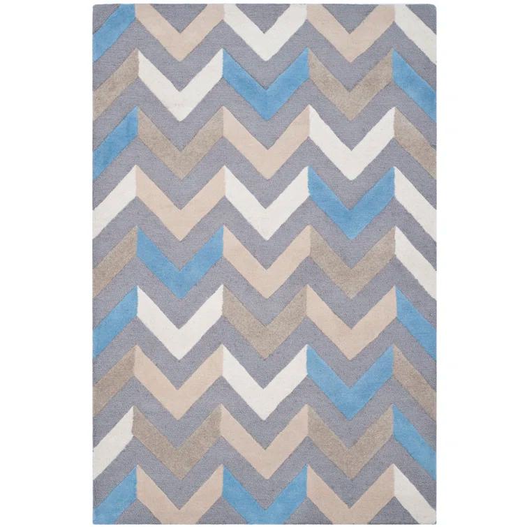 Safavieh Cambridge Hand Tufted Wool Chevron Rug