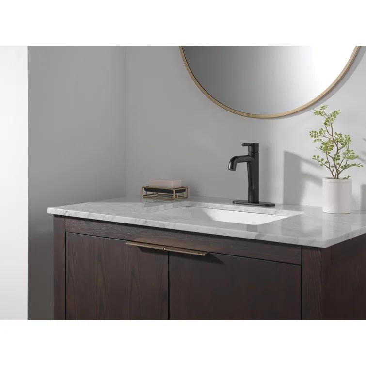 Single-Hole Single-handle Bathroom Faucet with Drain Assembly