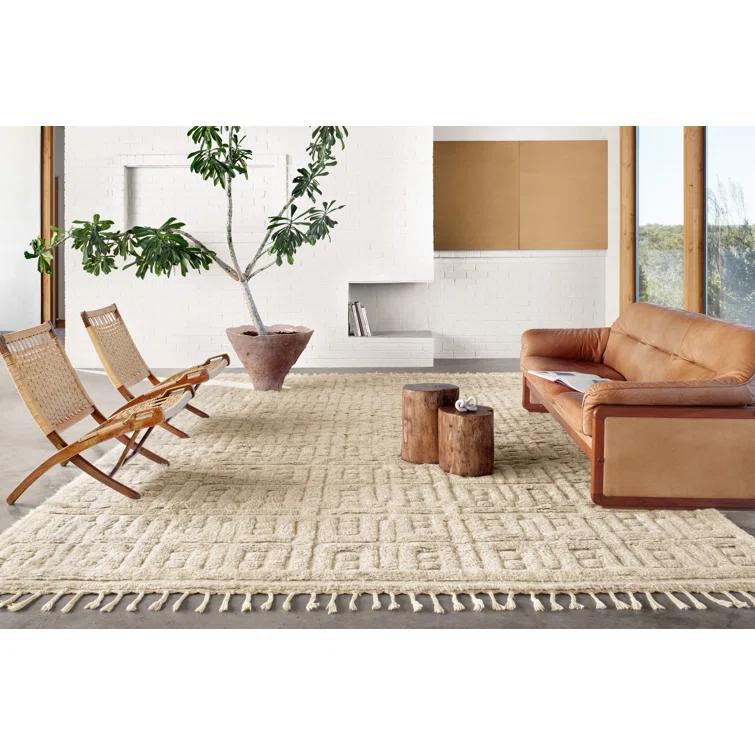 Handmade Beige Wool Rectangular Area Rug with Geometric Pattern