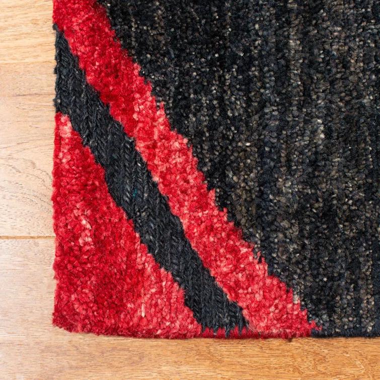Blackridge Hand-Knotted Wool and Cotton 8' x 10' Area Rug