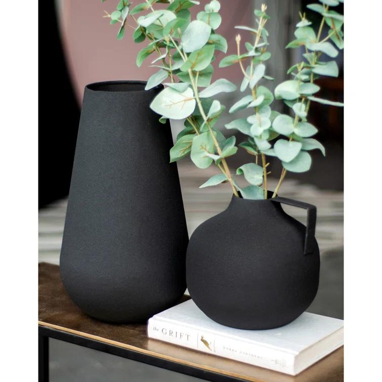 Renwil Roove Modern Iron Metal Decorative Vase in Matte Black (Set of 2)