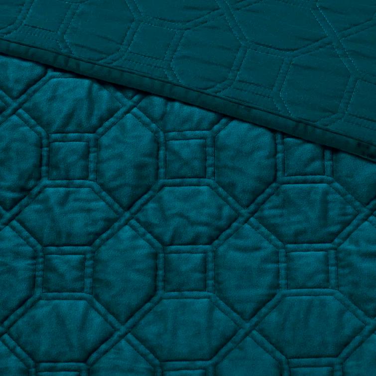 Madison Park Harper 3 Piece Velvet Quilt Set