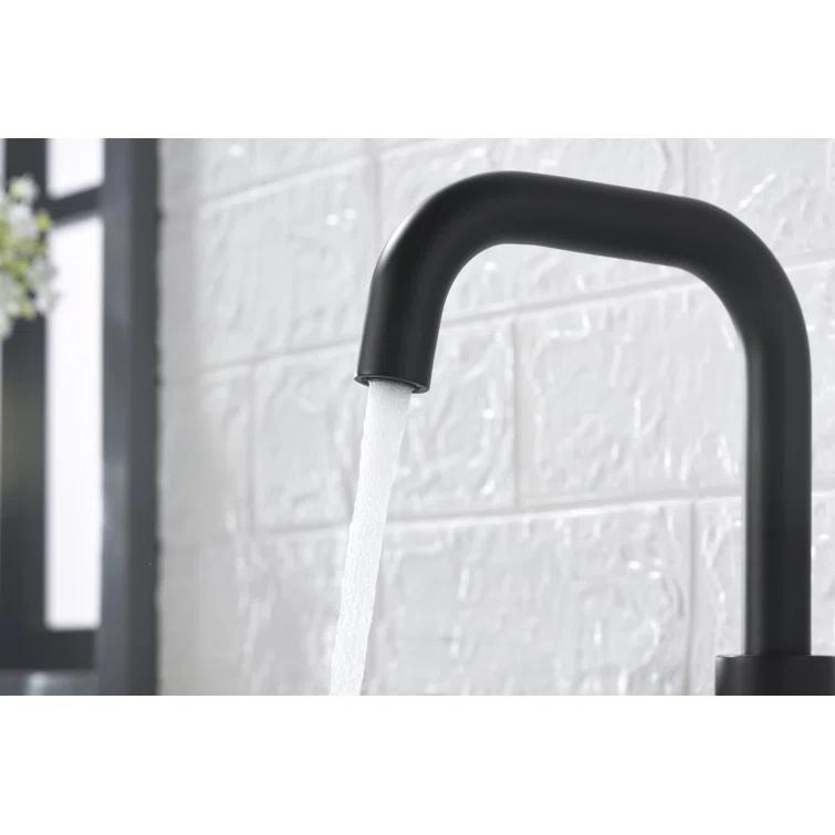 Kree Widespread 2-handle Bathroom Faucet with Drain Assembly