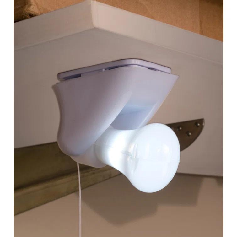 1 - Light Under Cabinet Puck Light