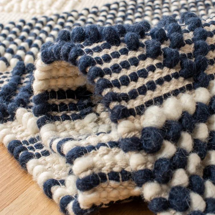 Southwestern Hand Woven Wool/Cotton Southwestern Rug in Dark Navy/Ivory