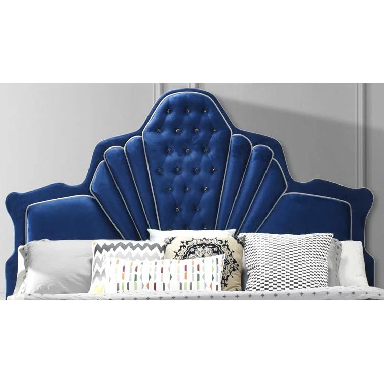 Lieran Upholstered Platform Bed