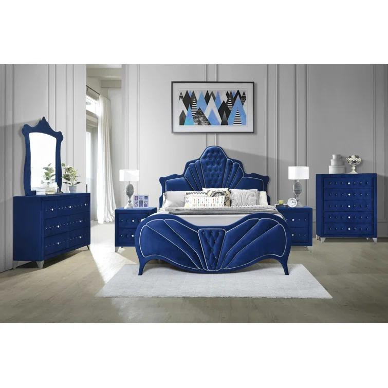 Lieran Upholstered Platform Bed