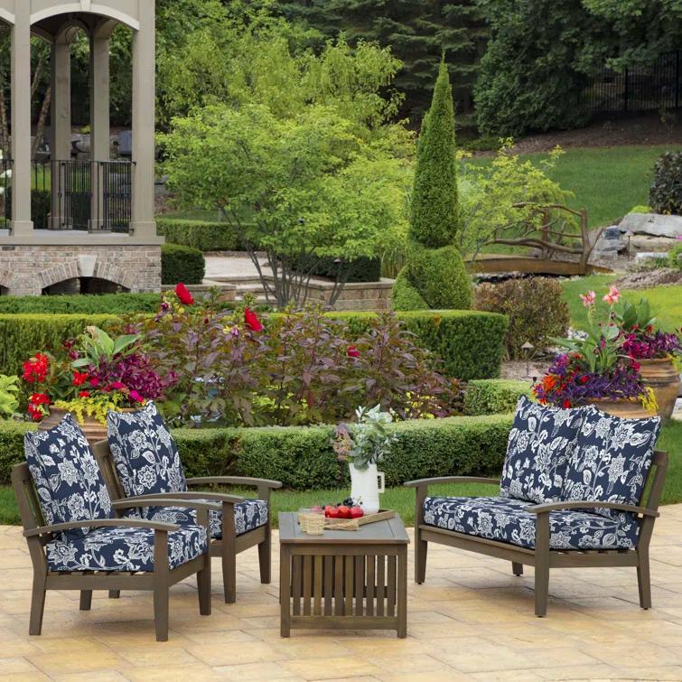 Outdoor Lounge Chair Cushion