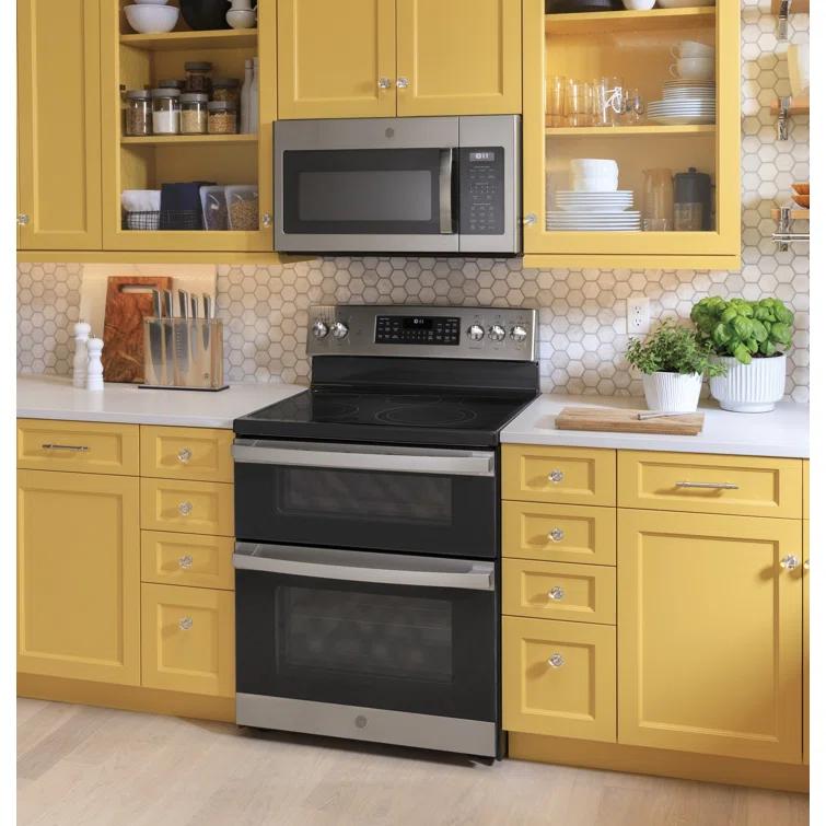 GE Appliances 30" 6.6 cu. ft. Freestanding Electric Range with 5 Elements and Convection Oven