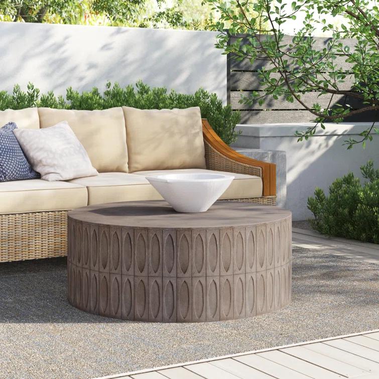 Mal Indoor / Outdoor Round Coffee Table