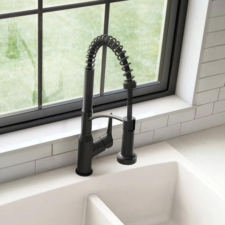 Karran Scottsdale Single-Handle Pull-Down Sprayer Kitchen Faucet