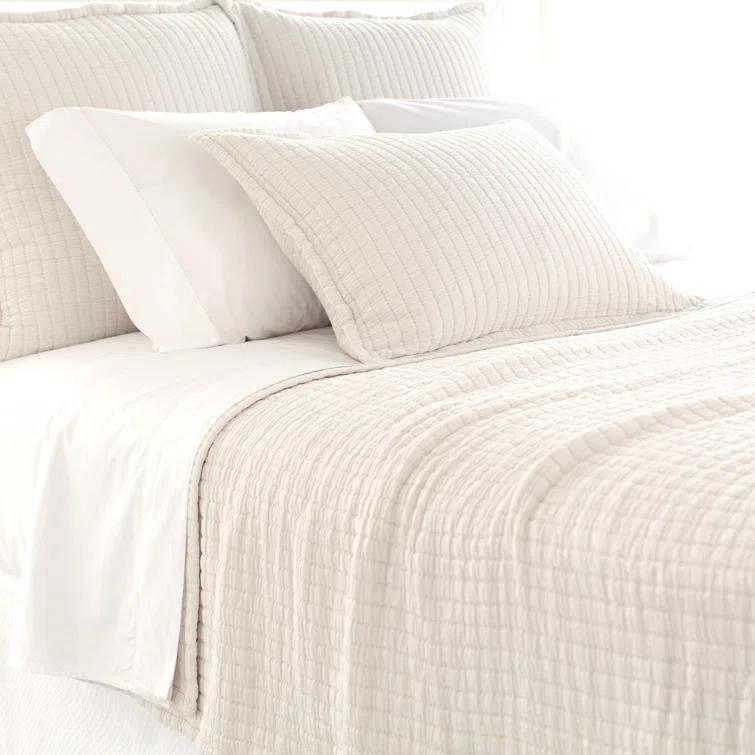 Boyfriend Matelasse Coverlet