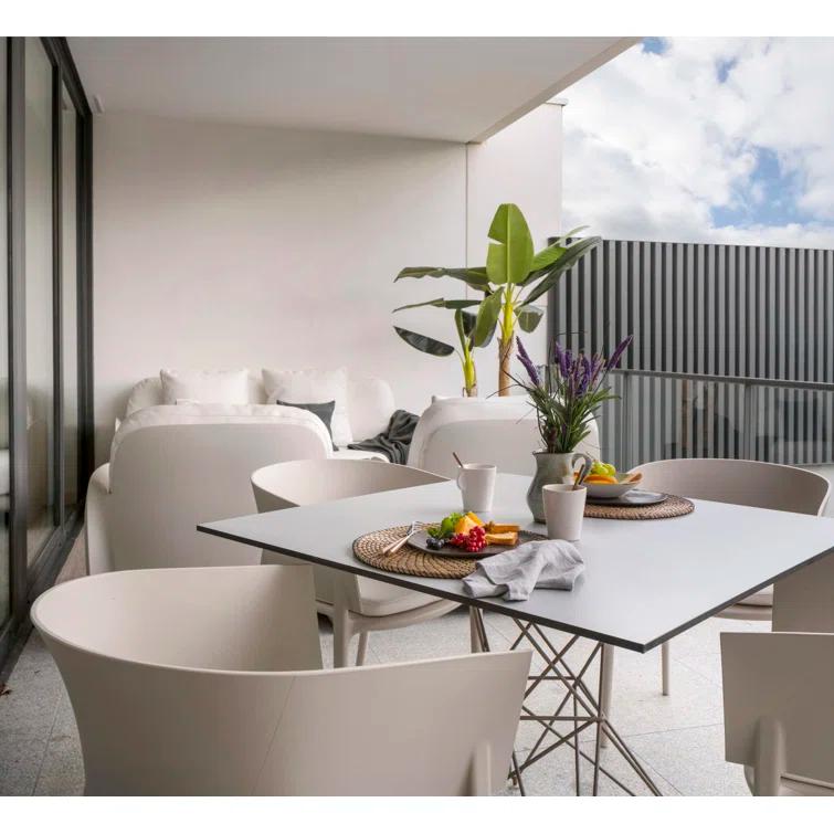 AFRICA Arm Chair (Indoor/Outdoor)