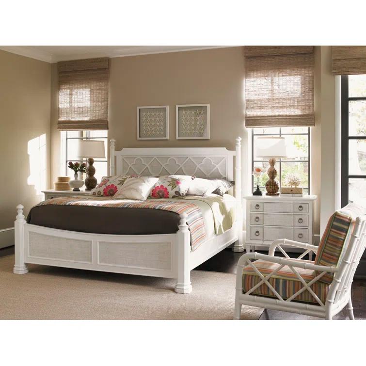Ivory Key Canopy Bed
