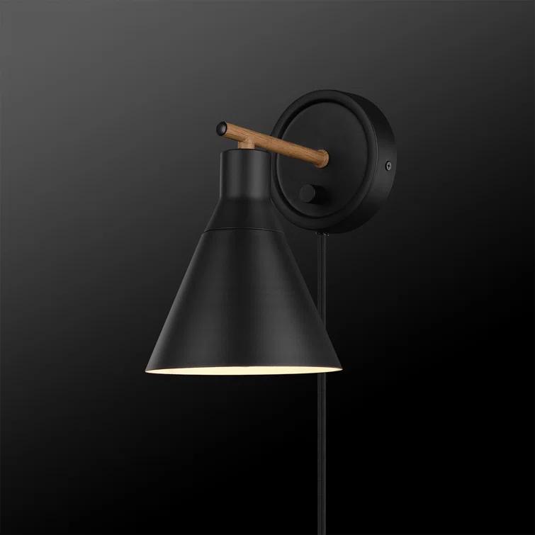Tristan Aluminum Wall Sconce