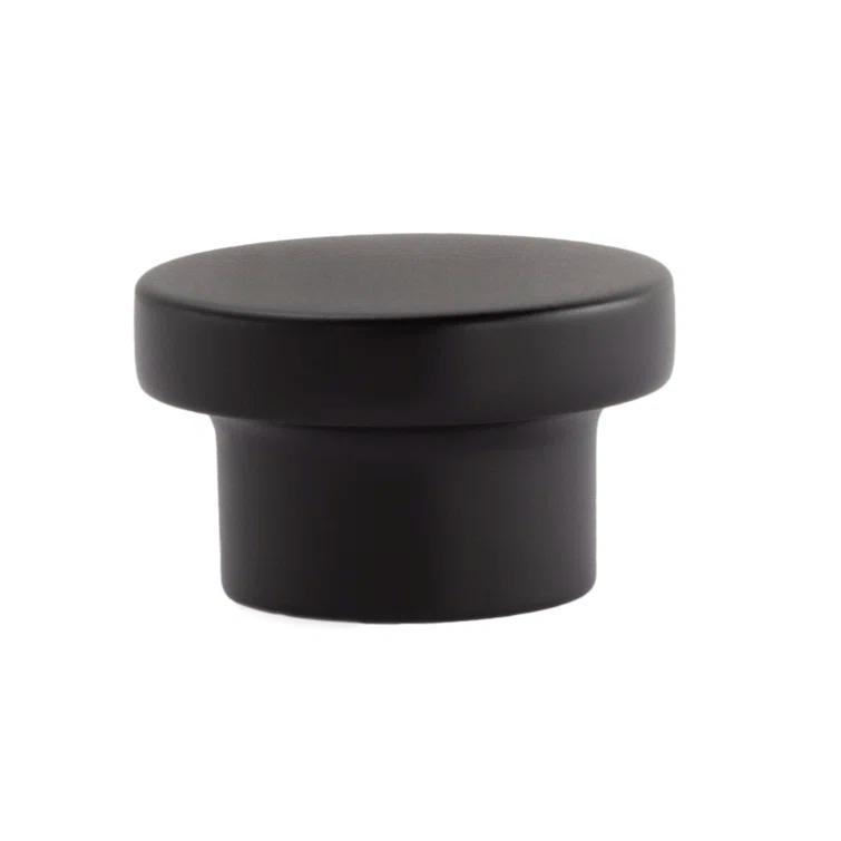 Ethan Round Knob