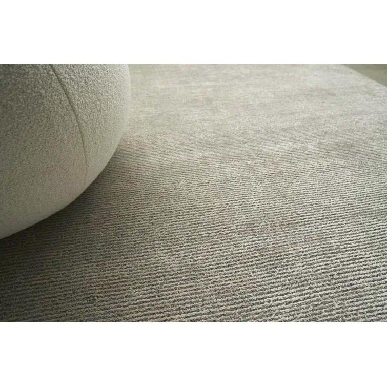 Handmade Rectangular Silver and Dark Gray Wool Viscose Area Rug