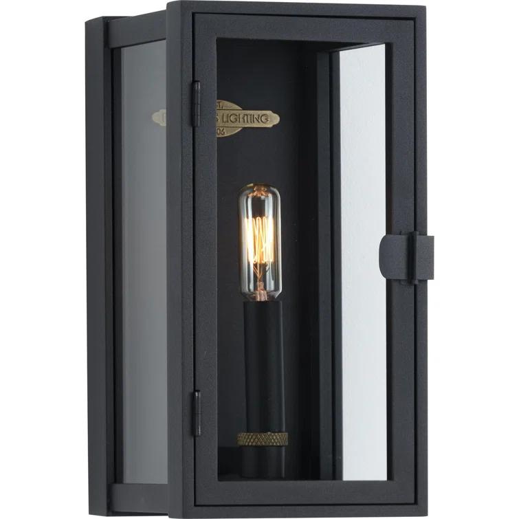Stature Wall Light
