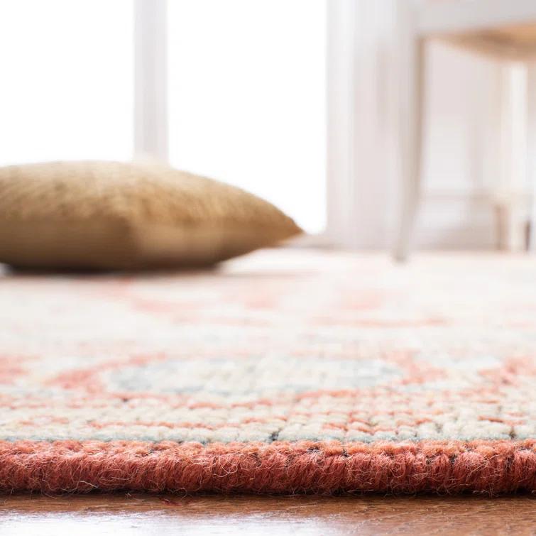 Safavieh Izmir Hand Knotted Wool Oriental Rug