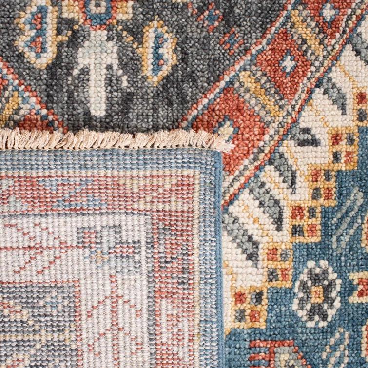 Safavieh Hand Knotted Wool Oriental Rug