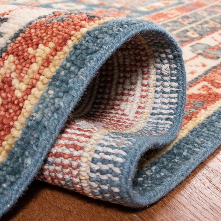 Safavieh Hand Knotted Wool Oriental Rug