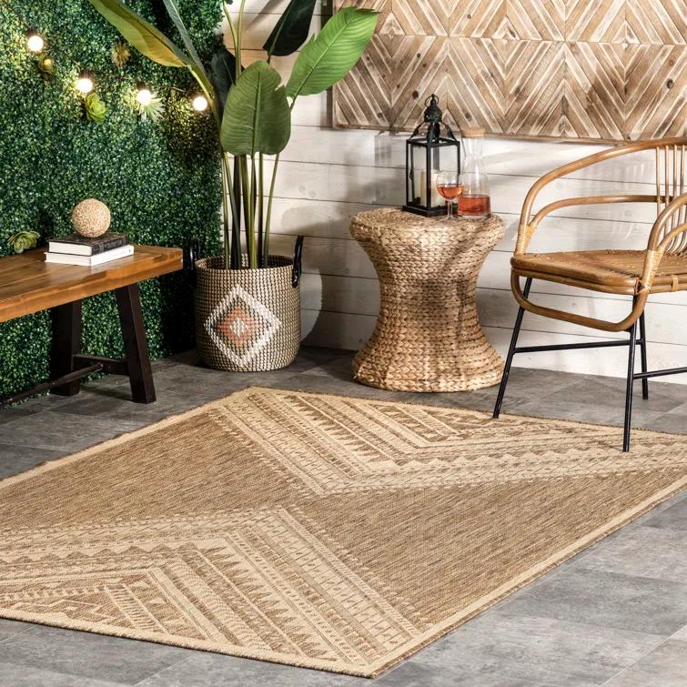 Steelside™ Zac Geometric Indoor/Outdoor Area Rug for Living Room Patio Deck Front Porch Kitchen, Brown/Ivory